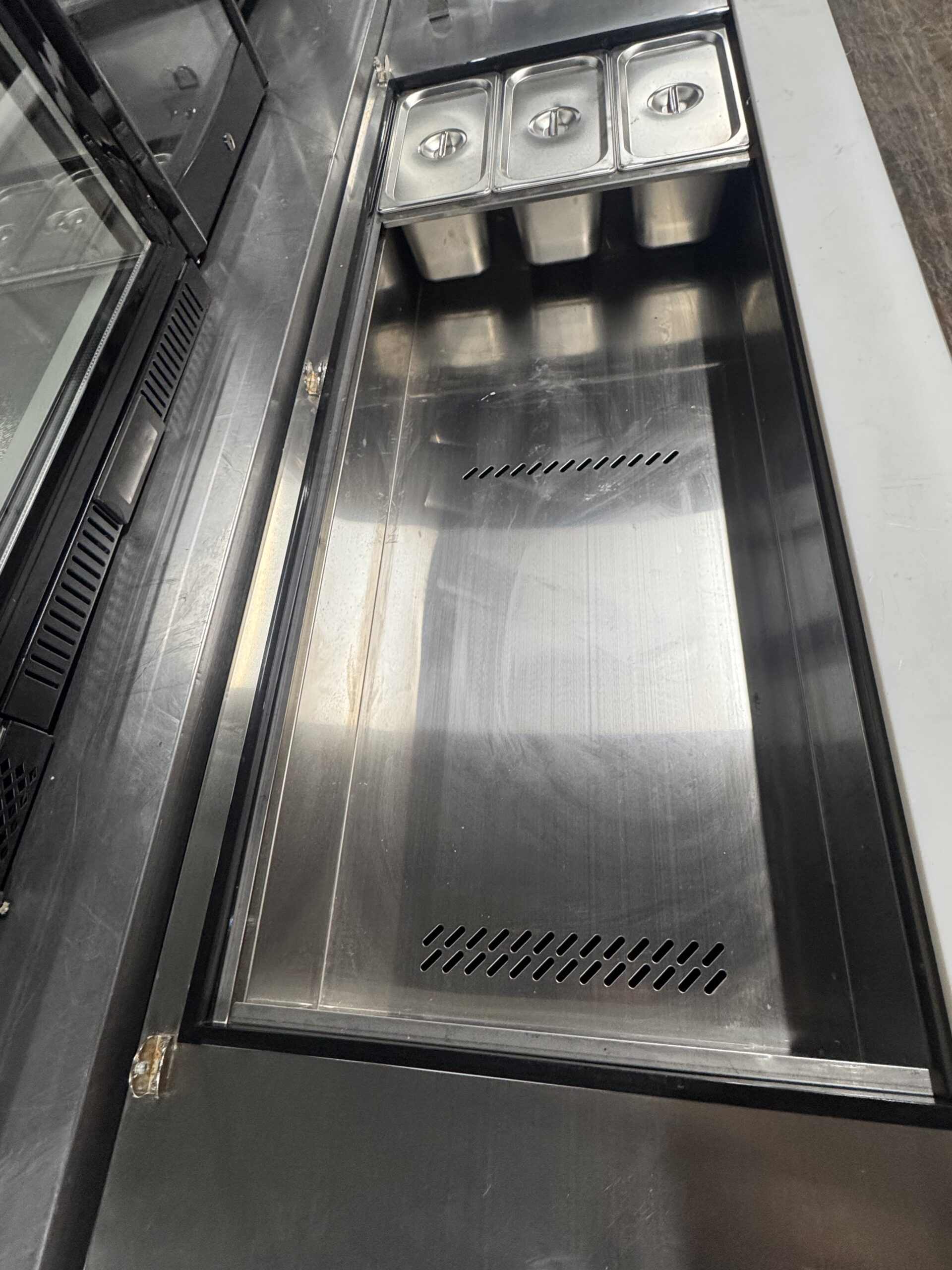 Polar four Door pizza prep - salad bar Fridge - Image 3